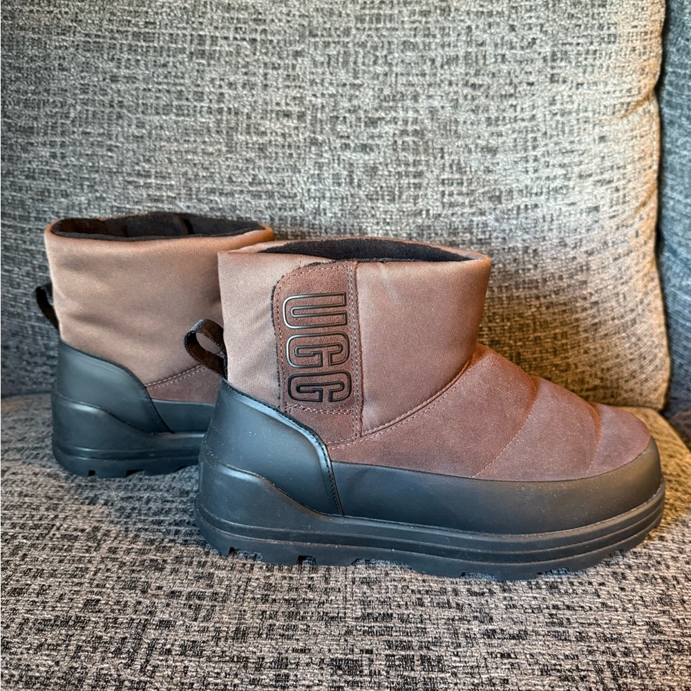 UGG Classic Klamath Mini boots